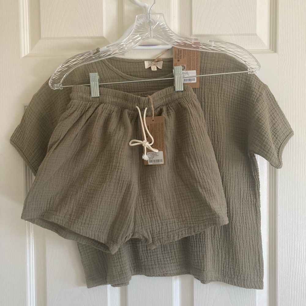Simple Folk Muslin Top 7/8 and shorts 8/9 NWT